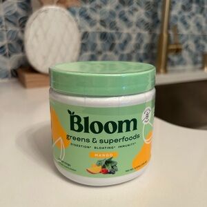 Bloom Greens & Superfoods Mango